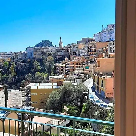Oda ve Kahvaltı Greco Taormina